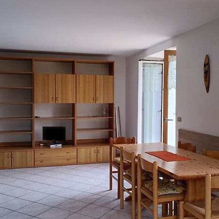 Casa Vacanze Rosa 브레쯔 외부 사진