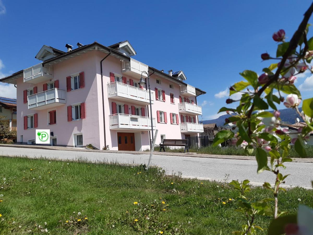 Casa Vacanze Rosa 브레쯔 외부 사진