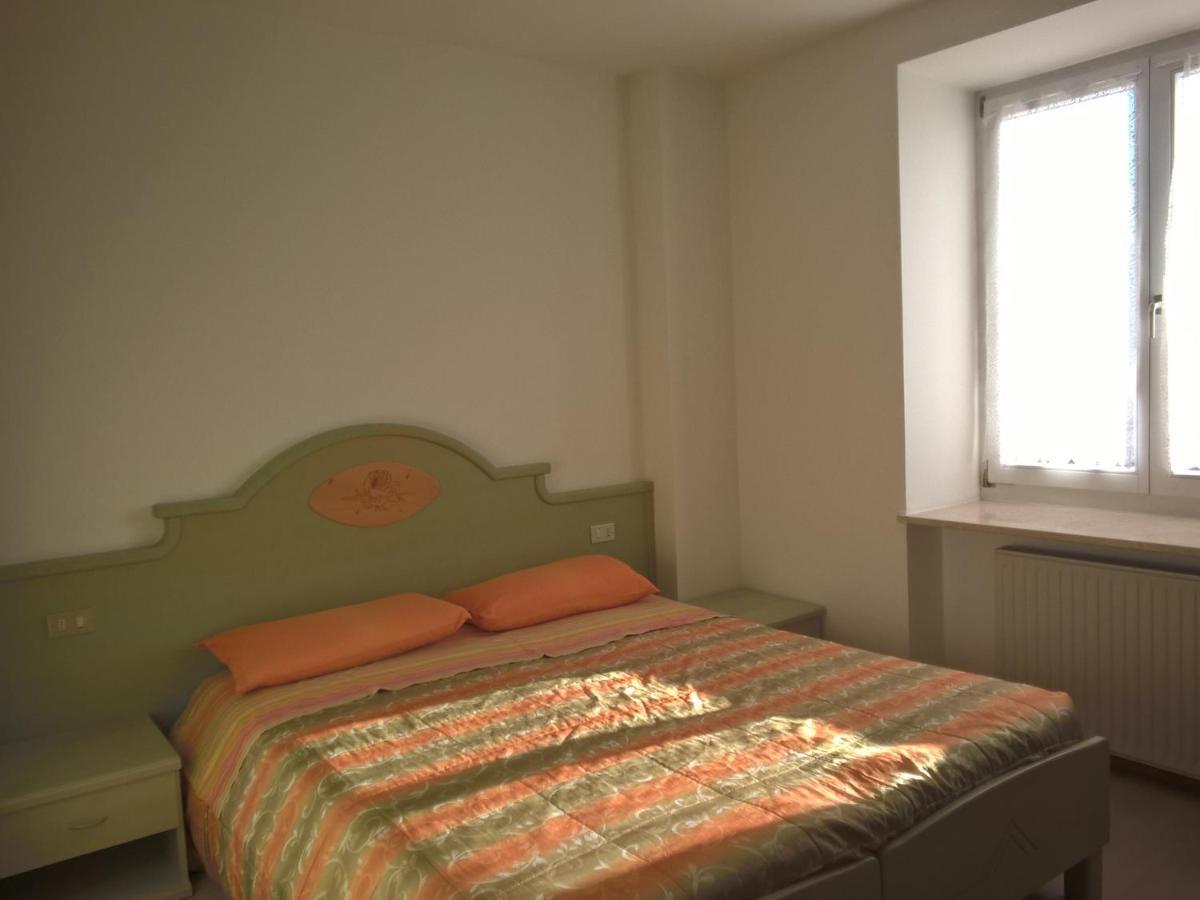 Casa Vacanze Rosa 브레쯔 외부 사진