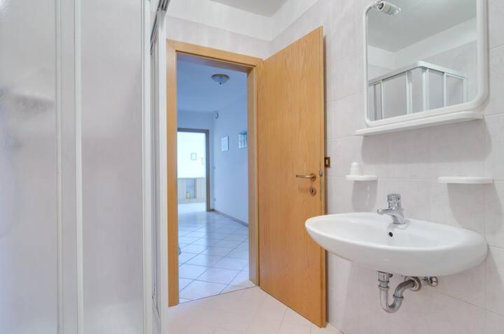 Casa Vacanze Rosa 브레쯔 외부 사진