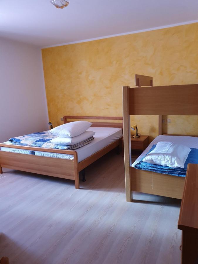 Casa Vacanze Rosa 브레쯔 외부 사진