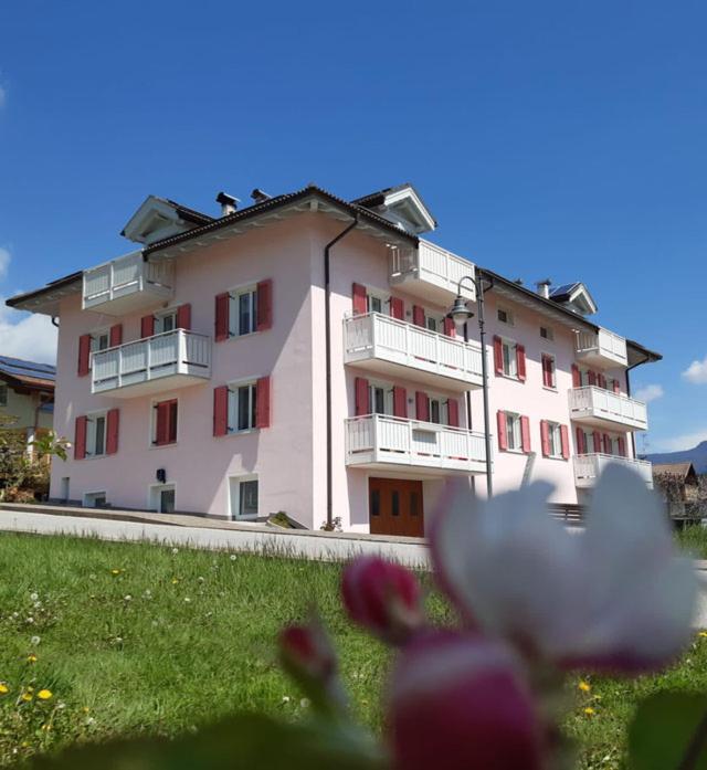 Casa Vacanze Rosa 브레쯔 외부 사진