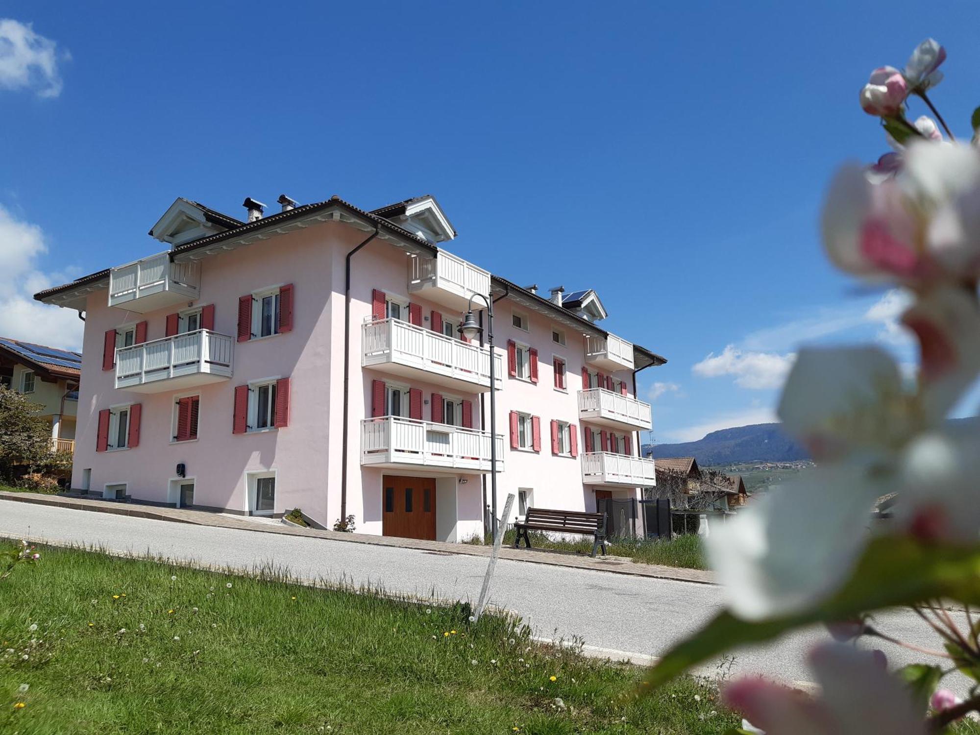 Casa Vacanze Rosa 브레쯔 외부 사진